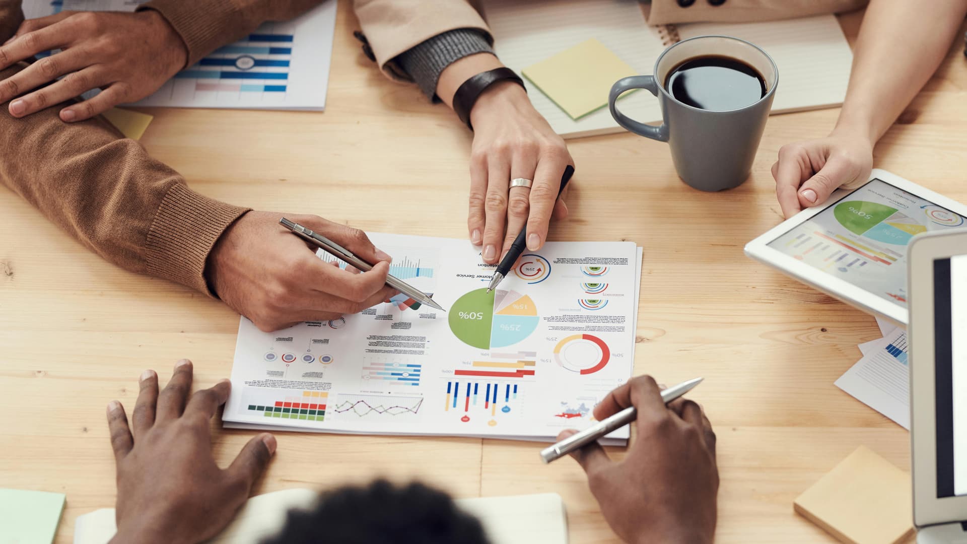 4 Steps to Prevent Corporate Knowledge Loss: Transform In-House Memory into a Digital Academy