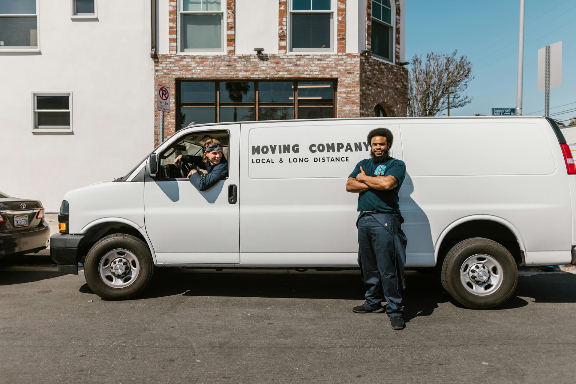 How Many Customers Are Your Company Vehicles Missing on the Streets Every Day? (The Hidden Return of Vehicle Wrapping)
